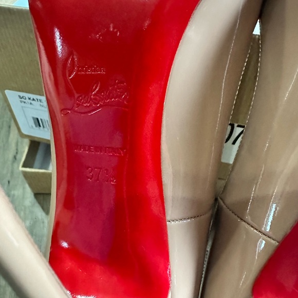 AUTHENTIC Christian Louboutin So Kate’s - Picture 10 of 12